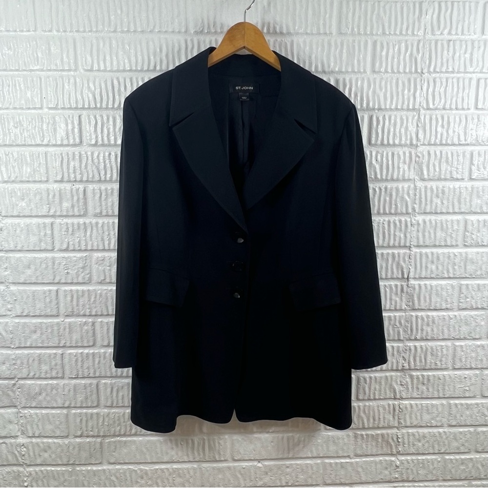 St. John Black Silk Blazer Three Button Large